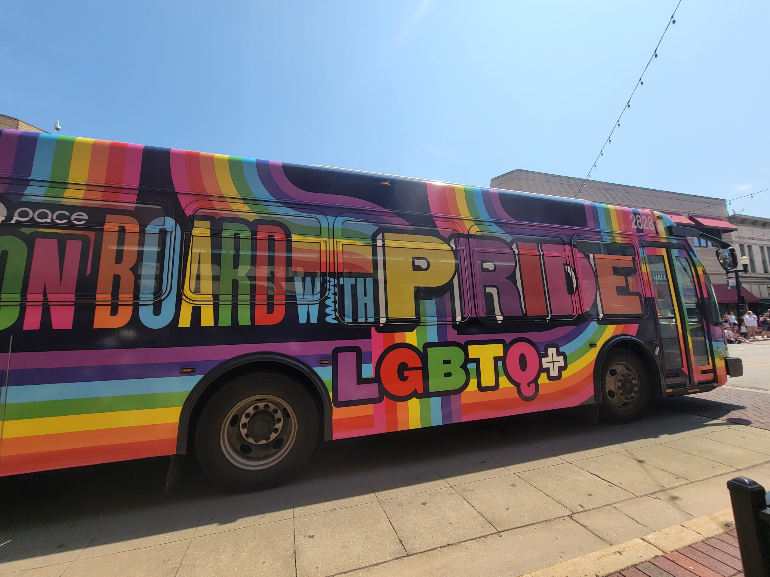 Pace-Pride-bus